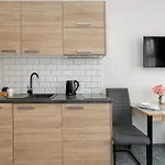 Apartamento Elegant Very Berry In By Renters Poznan