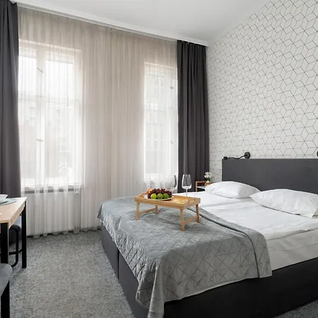 Very Berry - Glogowska 39-5 - Targowe, Self Check In 24h
