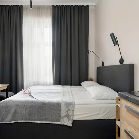 Apartment Very Berry - Glogowska 39-5 - Targowe, Self Check In 24h Poznan