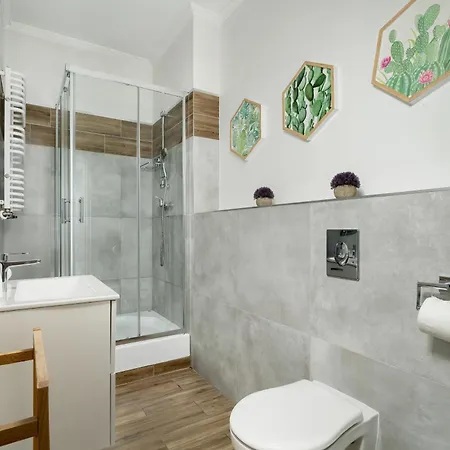 Very Berry - Glogowska 39-5 - Targowe, Self Check In 24h Apartment