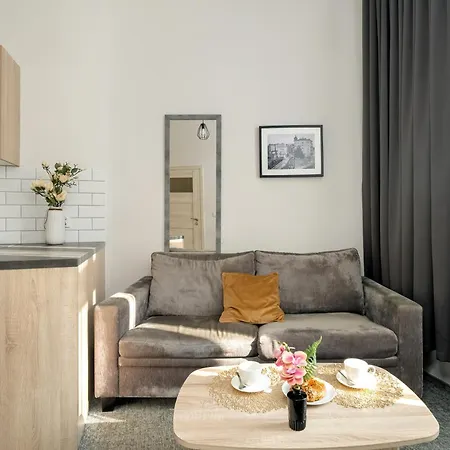 Apartment Very Berry - Glogowska 39-5 - Targowe, Self Check In 24h