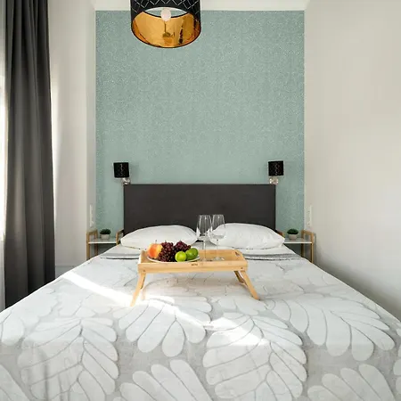 Apartment Very Berry - Glogowska 39-5 - Targowe, Self Check In 24h *