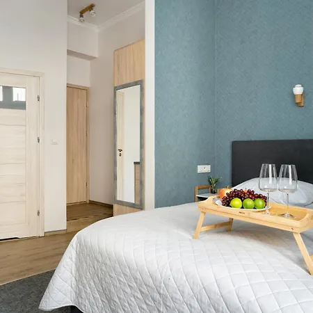 Very Berry - Glogowska 39-5 - Targowe, Self Check In 24h Apartment Poznan