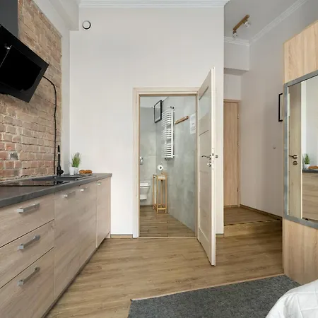 Very Berry - Glogowska 39-5 - Targowe, Self Check In 24h Apartment