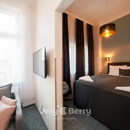 Very Berry - Glogowska 39-5 - Targowe, Self Check In 24h * Poznan