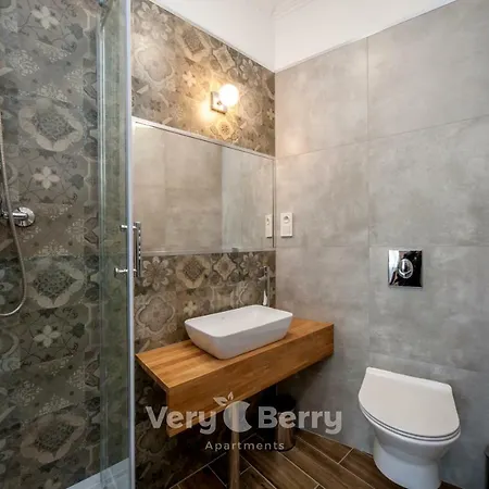 Very Berry - Glogowska 39-5 - Targowe, Self Check In 24h *