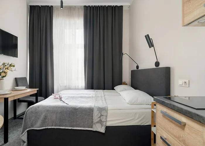 Apartman Elegant Very Berry In By Renters Poznań