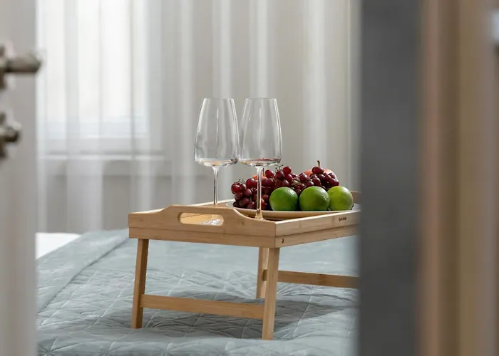 Daire Elegant Very Berry In By Renters *