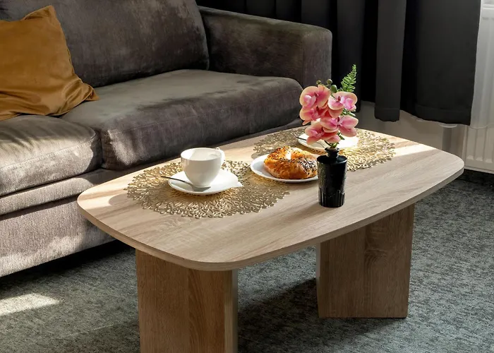 Elegant Very Berry In By Renters Daire