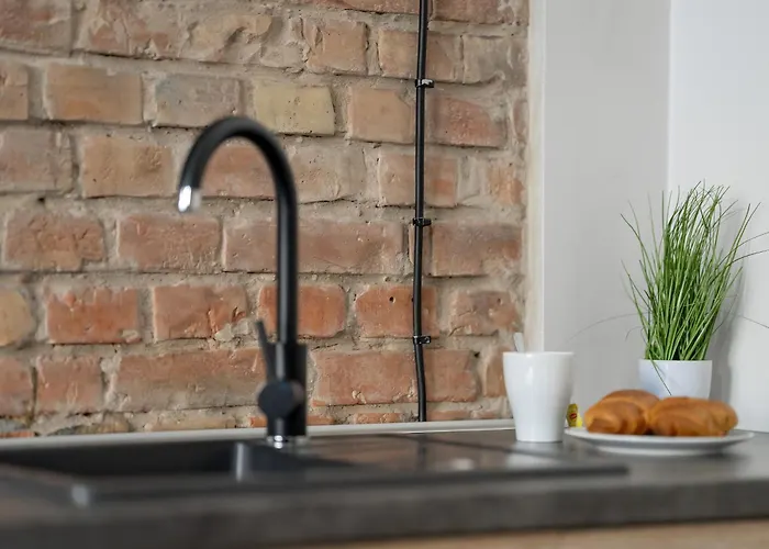 Elegant Very Berry In By Renters * Poznan